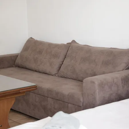 Elia Mini 6 Appartement Larissa